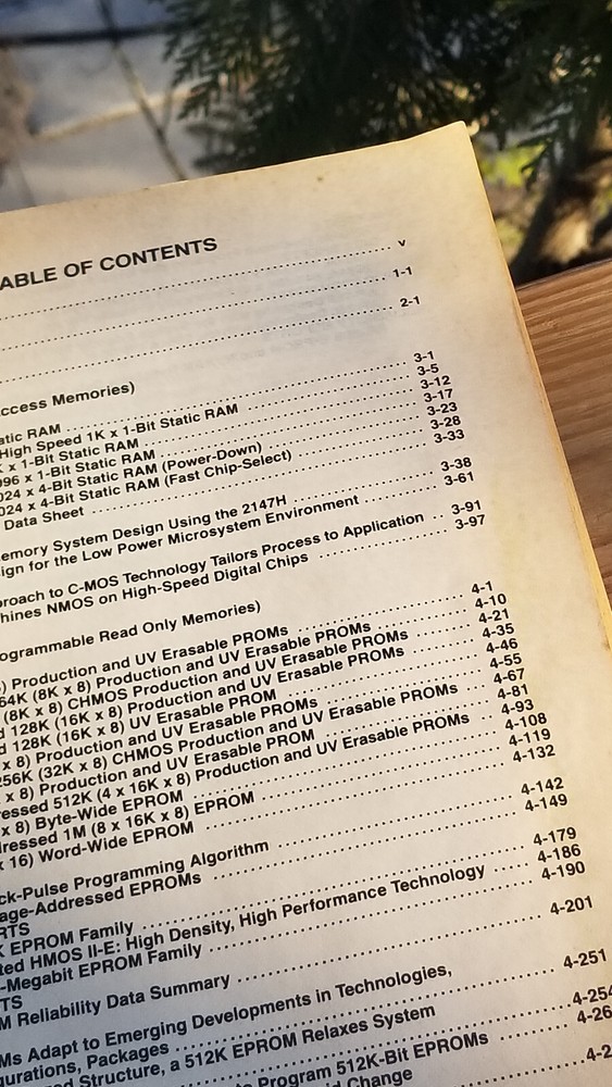 1 OR 2 VINTAGE ELECTRONICS BOOKS 1987 INTEL MEMORY COMPONENTS HANDBOOK