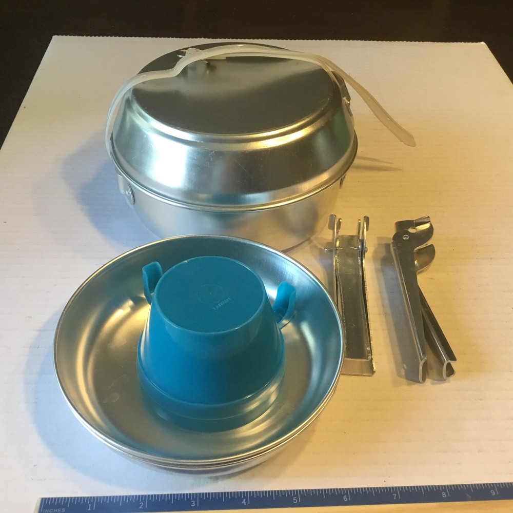 Camping - Hiking  Mess Kit - 2 Cup - 2 Plate - 2 Handles - Main Pot.