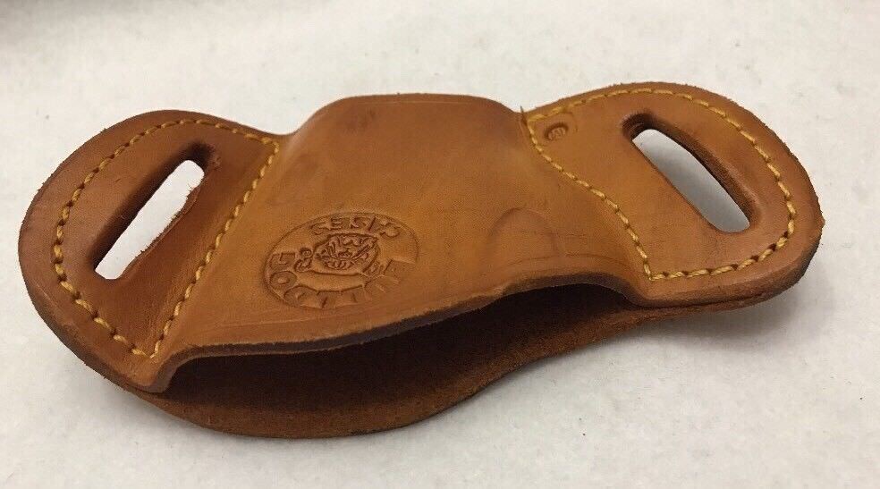 Leather holster for Springfield Hellcat