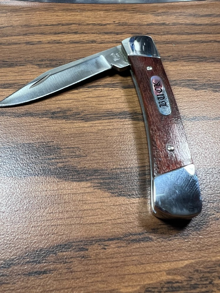 Vintage Buck Script 704 Knife