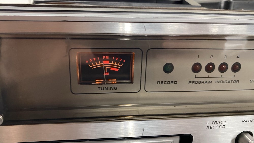 Zenith IS4040 Integrated Stereo System