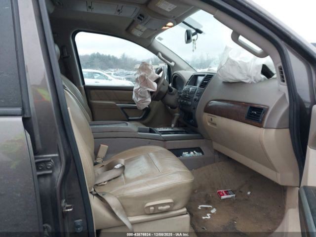 ARMADA 2015 Glove Box 4946742