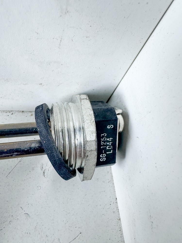 Pro Plus 2500 watt high density 240 volt universal water heater element (EL13)s