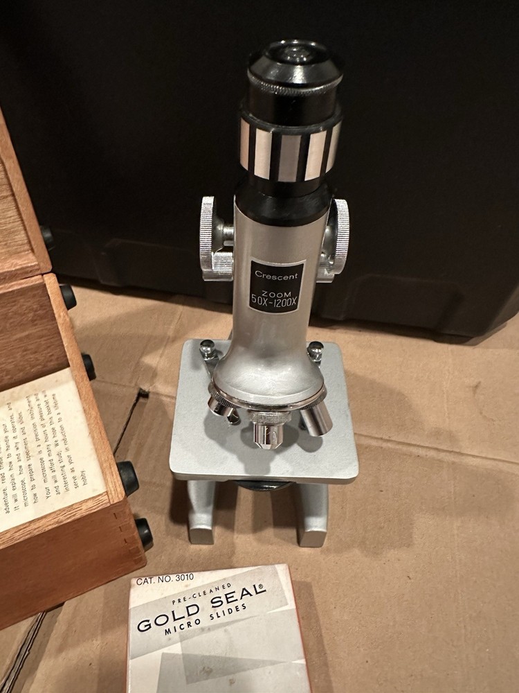 Microscope Crescent With Wood Box