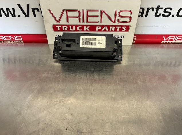 INTERNATIONAL 3545543C3 CLIMATE CONTROL MODULE