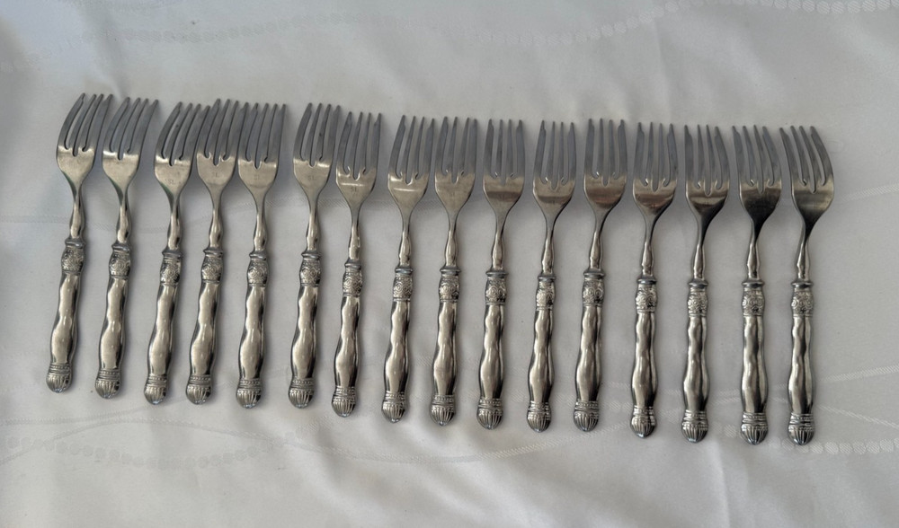 Southern Living GALLERY Stainless Flatware-5 Pc Place Setting-Multiple Sets