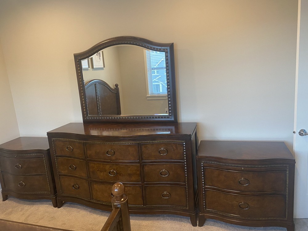 bedroom furniture set