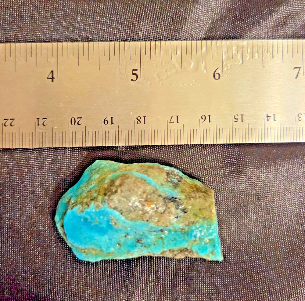 HIGH QUALITY TURQUOISE KINGMAN ROUGH 28 GMS