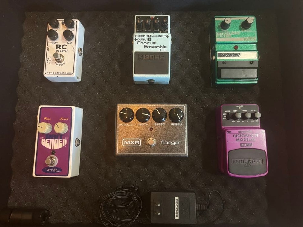 9mm Musician Owned Effects Pedal/Board Set