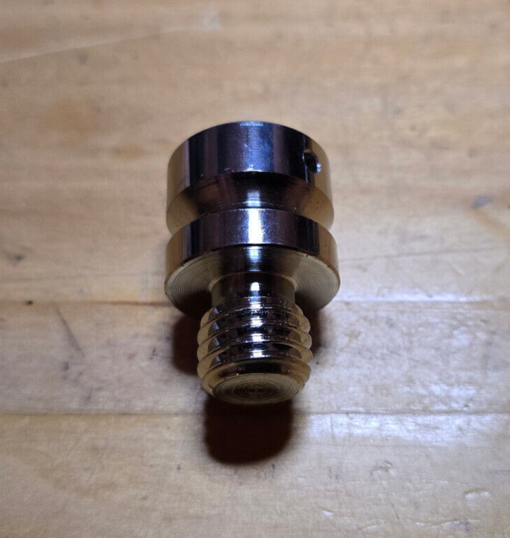 Topcon Plug Adapter Item #: T51940