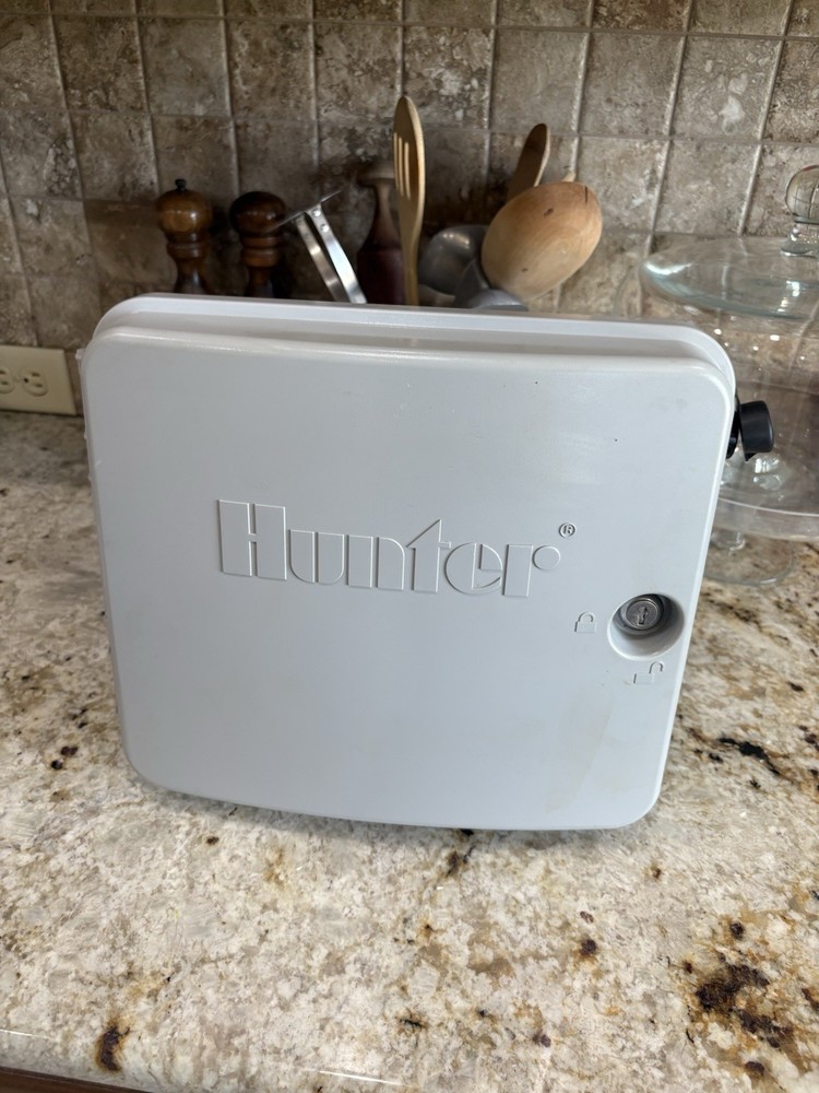 Hunter I-Core IC-600PL Sprinkler Irrigation Timer Controller 24-Station Zone #1