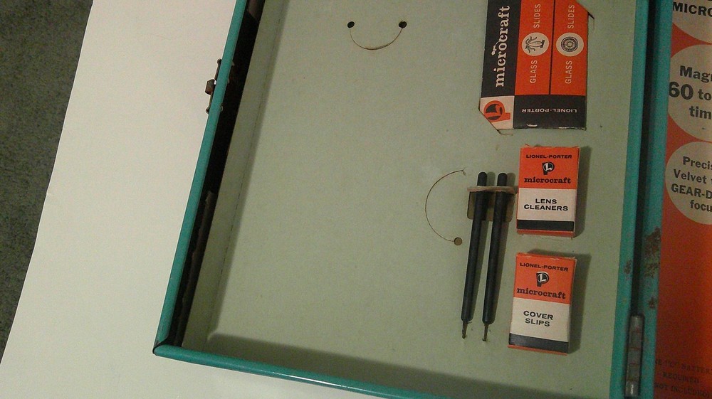 Vintage 1960 Lionel-Porter Panel Microcraft Student Microscope Lab Slides