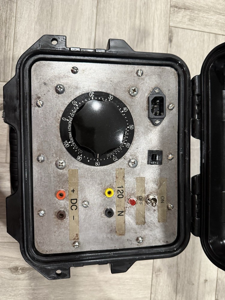 STACO ENERGY VARIABLE AUTOTRANSFORMER 100V