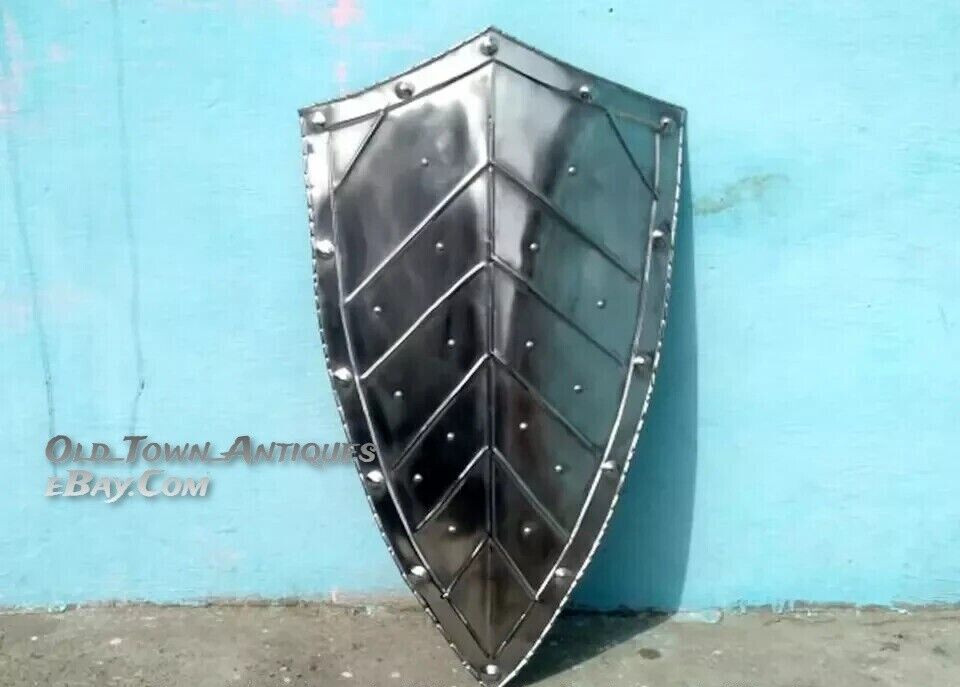 Medieval Leaf Design Pointed Shield Reenactment Cosplay Heater Shield