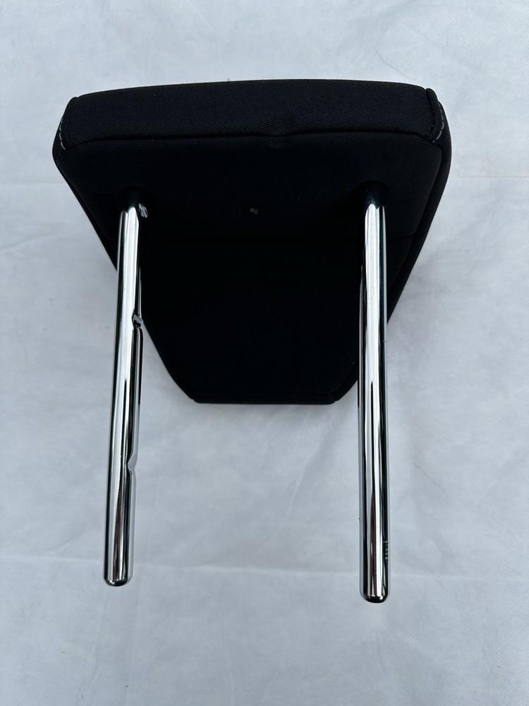 FORD FOCUS MIDDLE ROW CENTRE HEAD REST