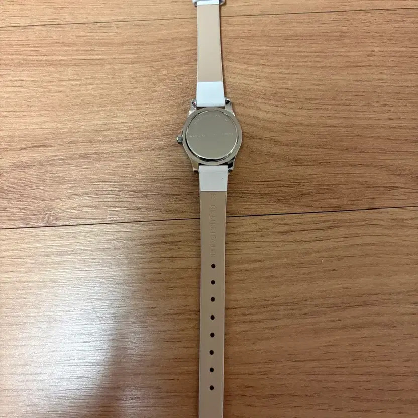 Marc Jacobs Mini Blade MBM1206 Watch with New Strap Official