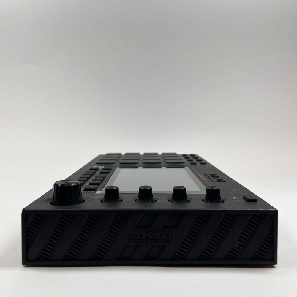 AKAI Professional MPC Live Digital Sampler