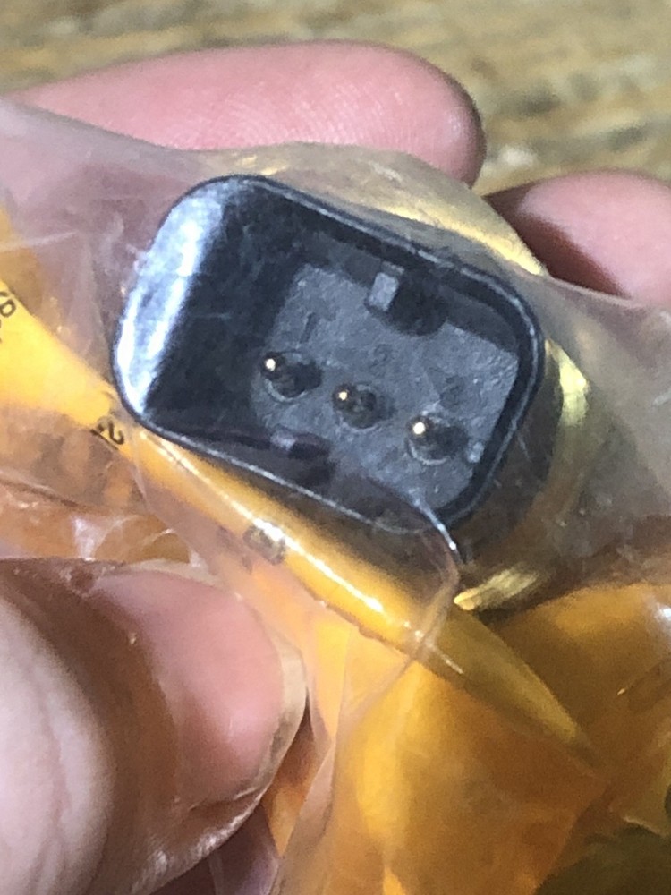 Caterpillar 274-6717 Pressure Sensor