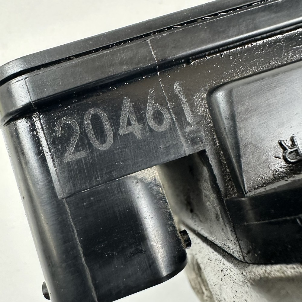 Triumph Rocket Classic 2013 ABS pump modulator control unit block