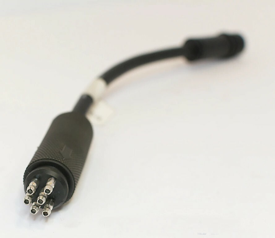 Load Trail 090083 6-Wire Adapter