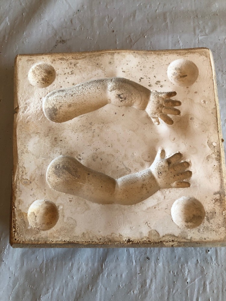 Vintage Doll Arms Mold G-140 C Size Small