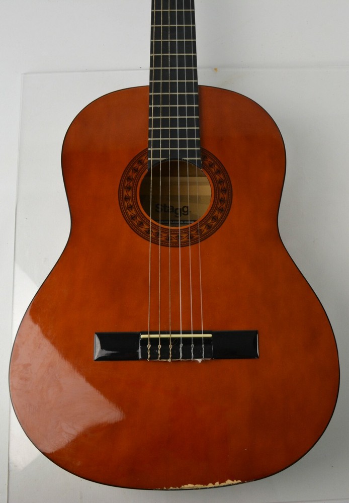 STAGG (Damage) Natural Model C542 Nylon String Classical Guitar 4/4 40"