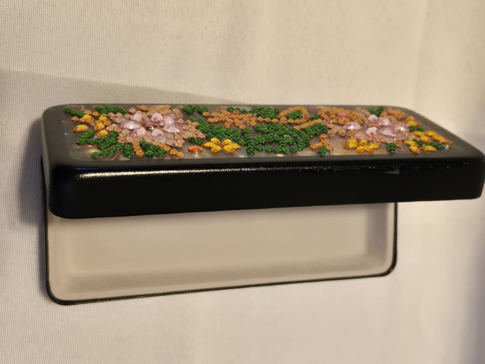 GLASSES CASE WITH DIAMOND ART