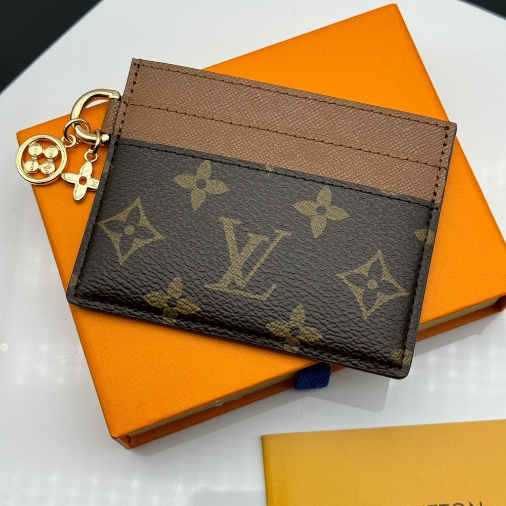 𝑳𝒐𝒖𝒊𝒔 Monogram Empreinte Card Holder