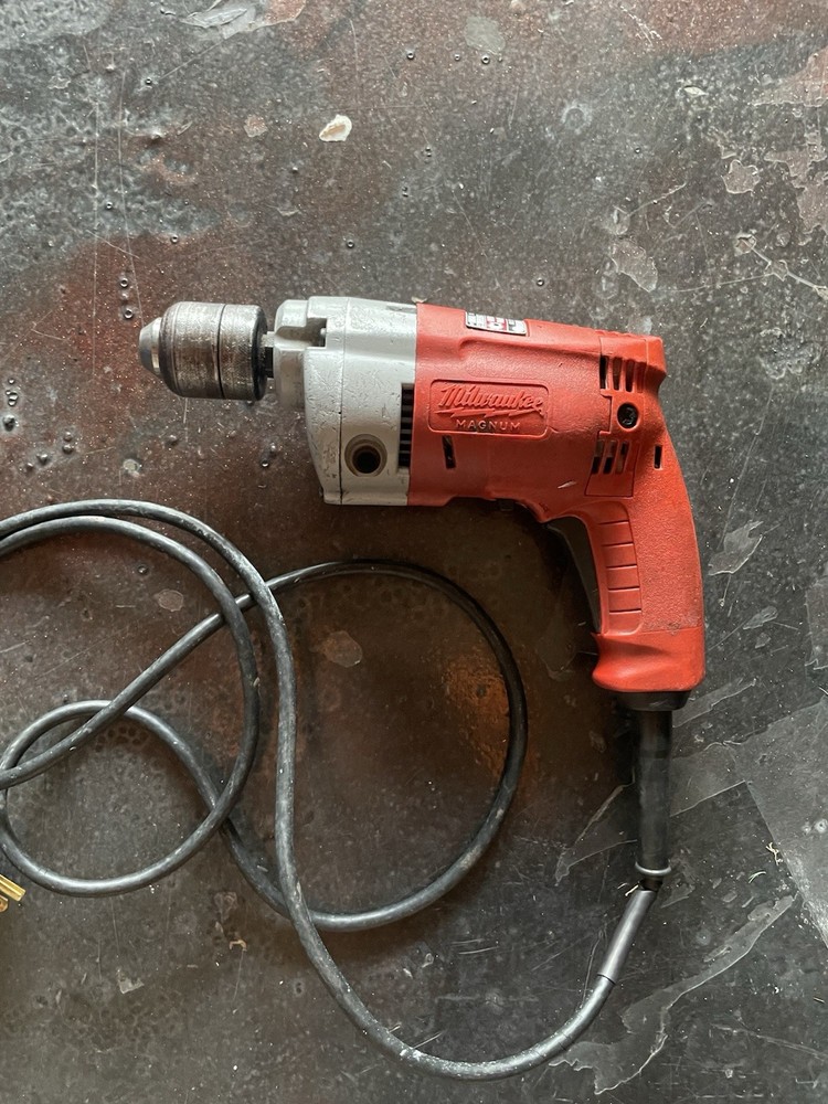 Milwaukee Magnum 3/8” Holeshooter/Drill