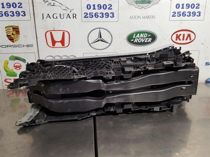 RANGE ROVER VELAR L560 CENTRE CONSOLE ARMREST