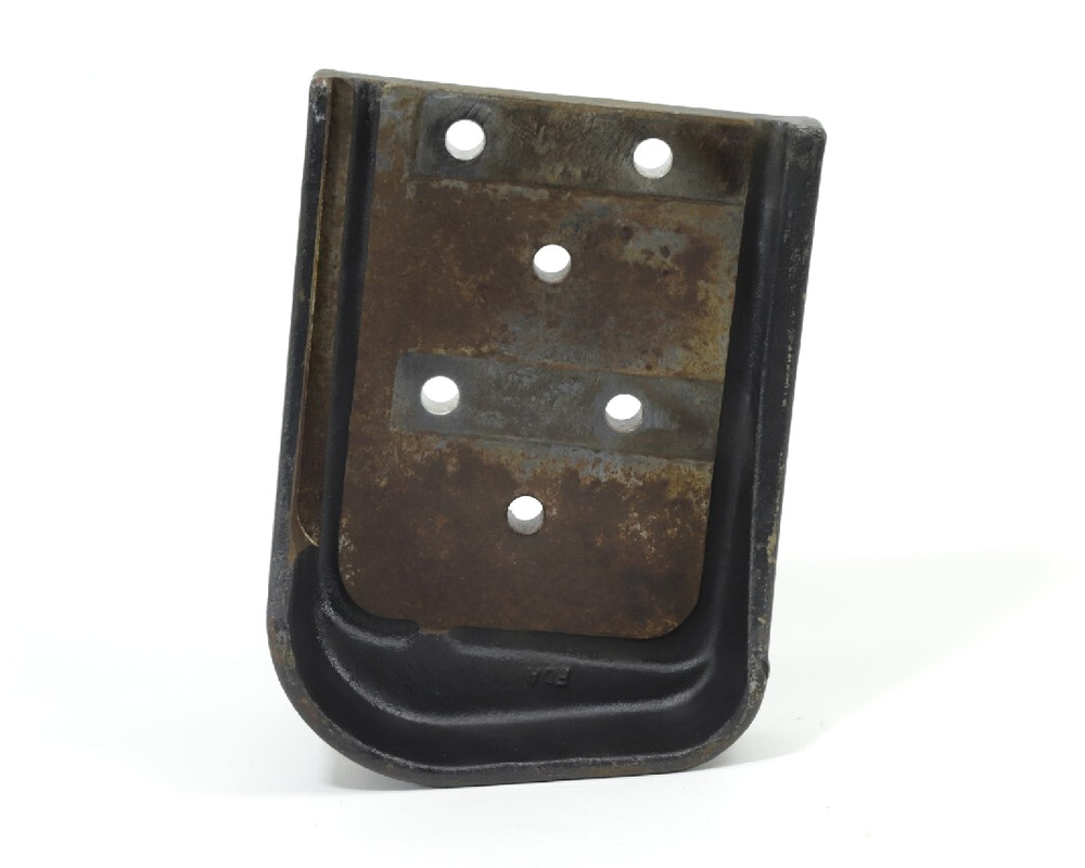 Autocar Engine Flywheel Housing Support Bracket | A1200151-002