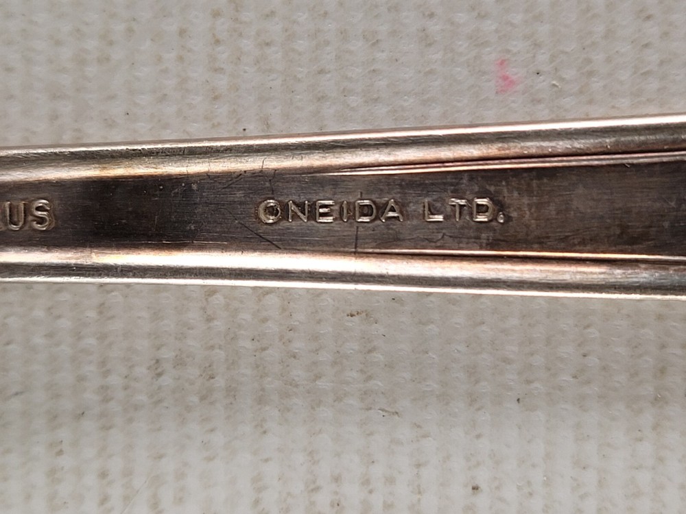 Rogers A1 Plus Heather Meadowbrook Cake Pie Server Oneida Silverplate Heart Leaf