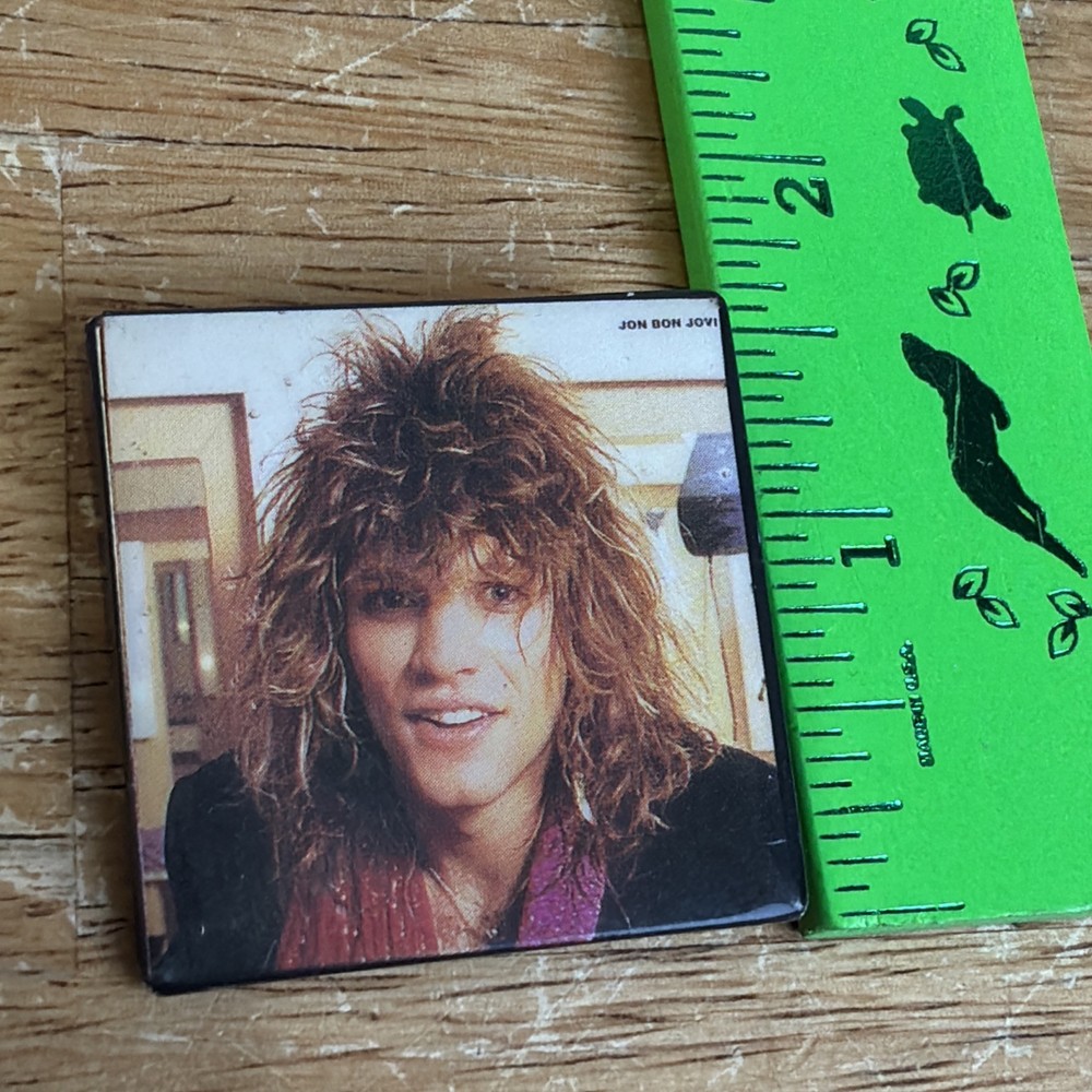 Bon jovi vintage button