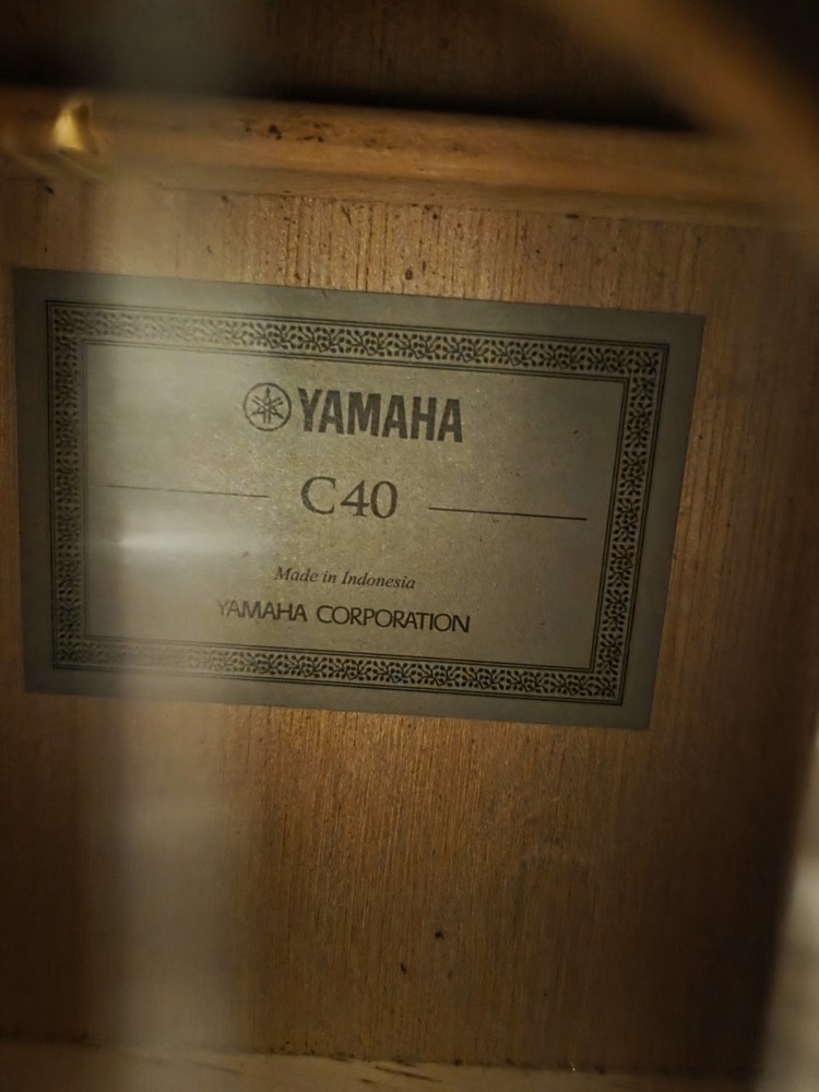 Yamaha C40 Classical Guitar Natural