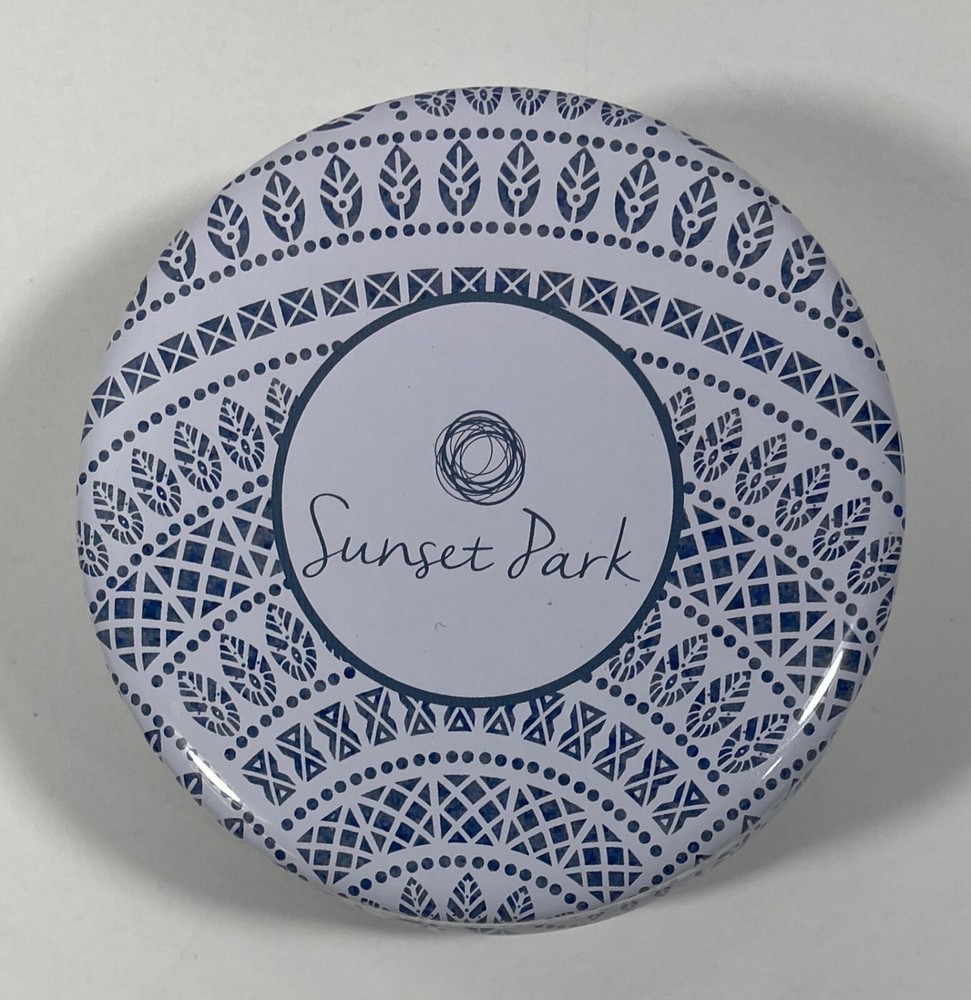 New Sunset Park Candle Tin