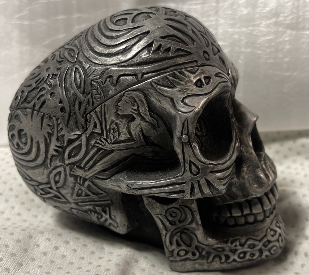 WUI Skull Ashtray Vintage
