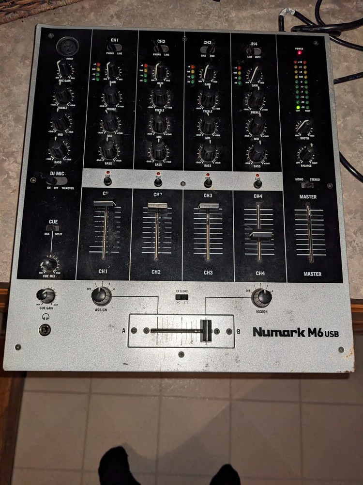 Numark M6 USB 4 Channel DJ Mixer Black/Silver