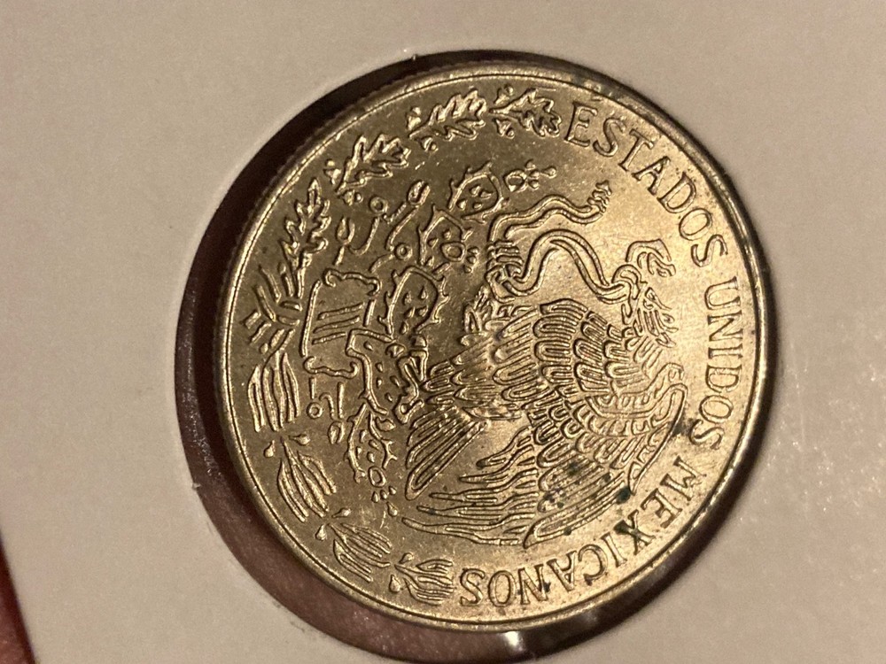 MEXICO UN PESO 1981 OPEN 8