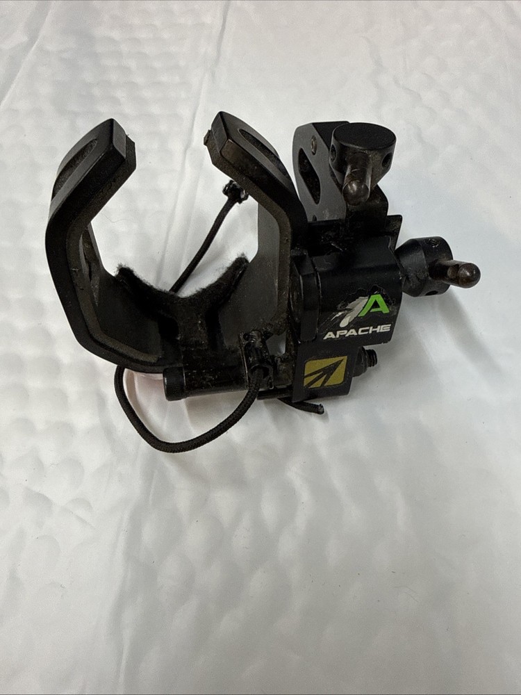Apache Archery Drop Away Rest - RH - Item 3195