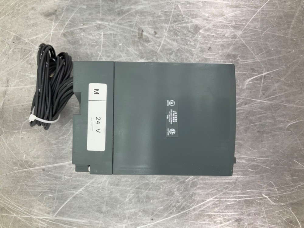 NEW ABB TMAX KXTBMOD24 MOTOR OPERATOR 24VDC BY DIRECT ACTION XT1-XT3