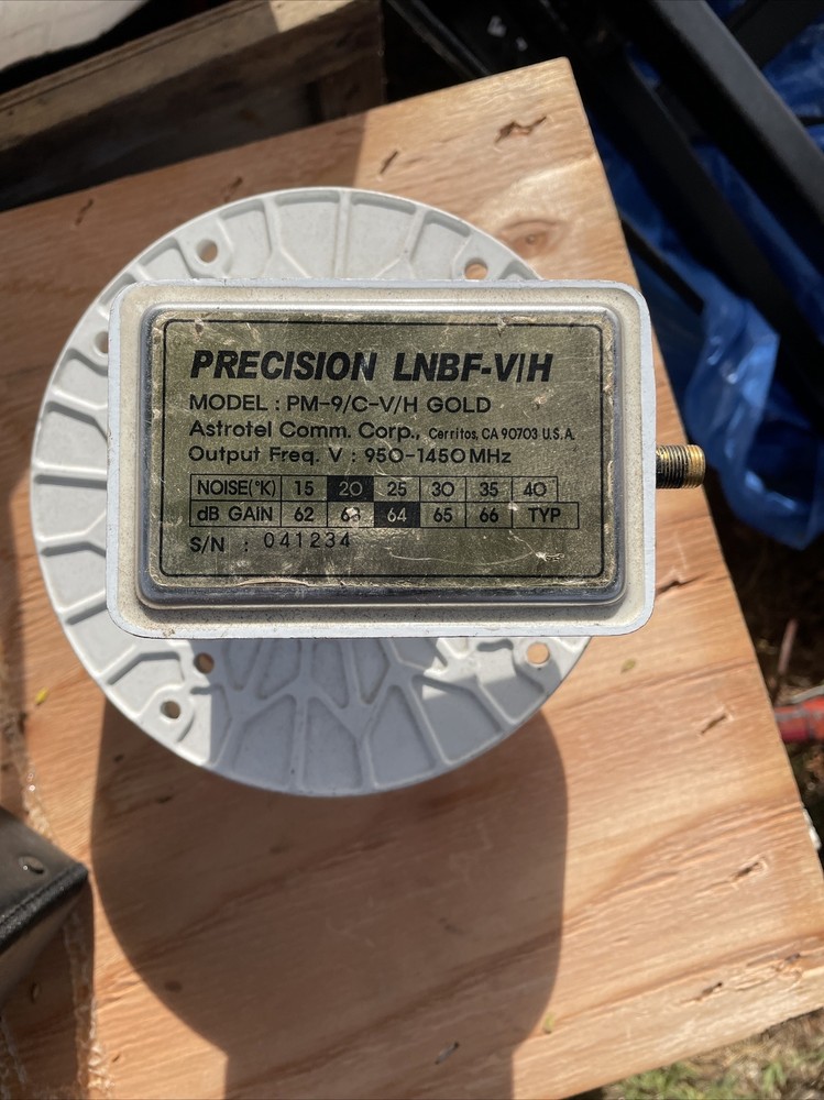 Precision  C-band Phase-Locked Loop LNBF FTA Freq. 950-1450 MHz