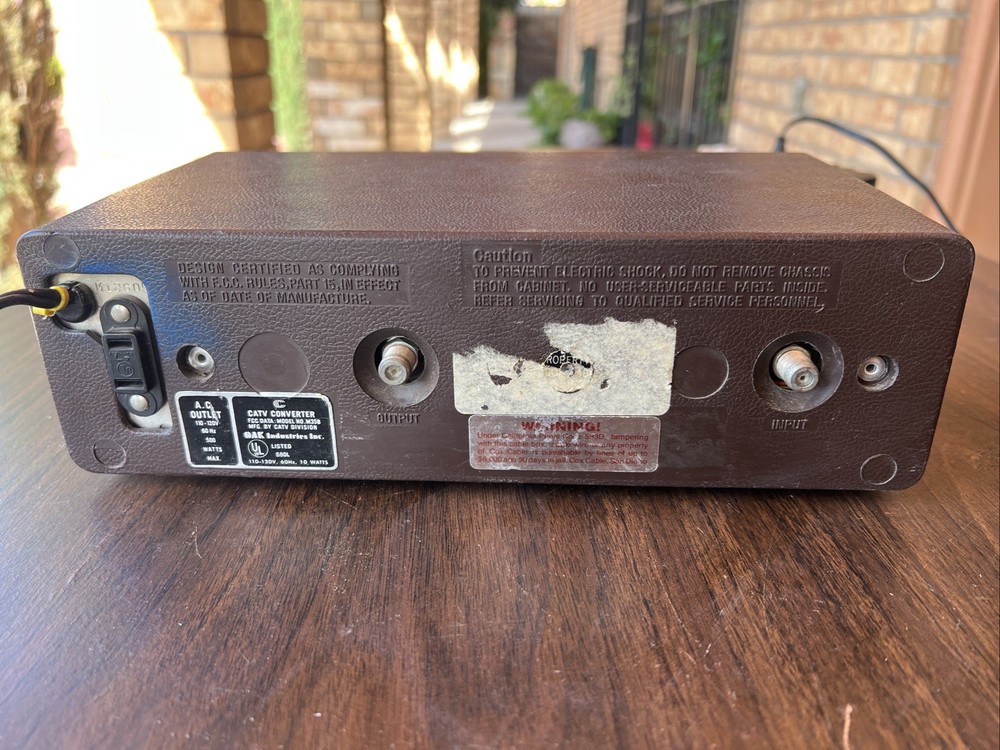OAK Industries Inc. Multi Code CATV Cable Converter Box, Model No. M35B