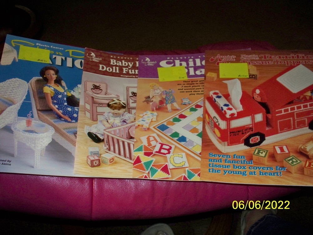 Plastic Canvas  Patterns -  Assorted Vintage Annie's Attic - U-PICK 1