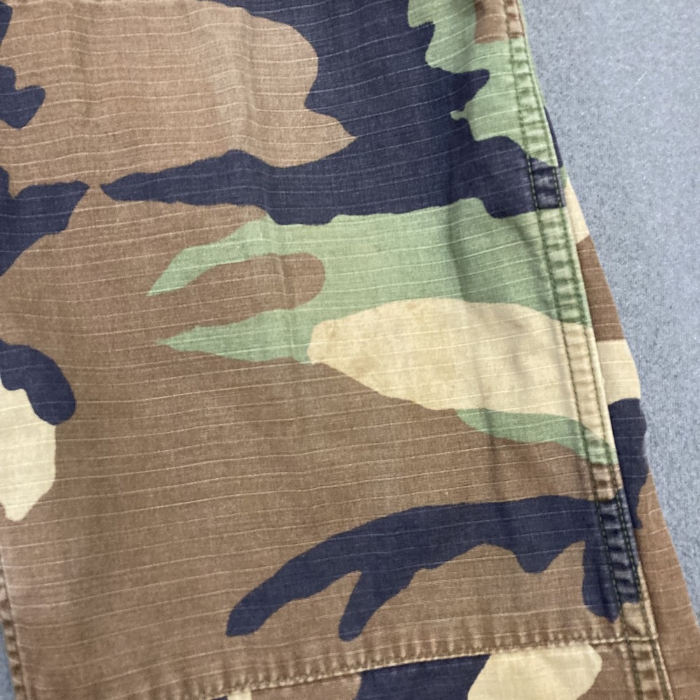 Combat Mens Size Small Brown Camoflouge Pattern Long Pants