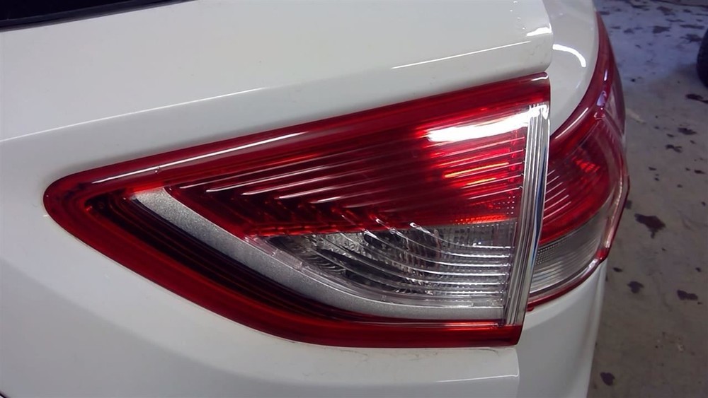 ESCAPE 2016 Air Shutter 351561