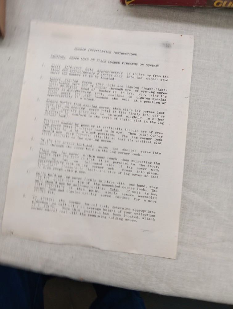 Gunbar Safe Secure Wall Mount Gun Locking System New In Box without Lock
