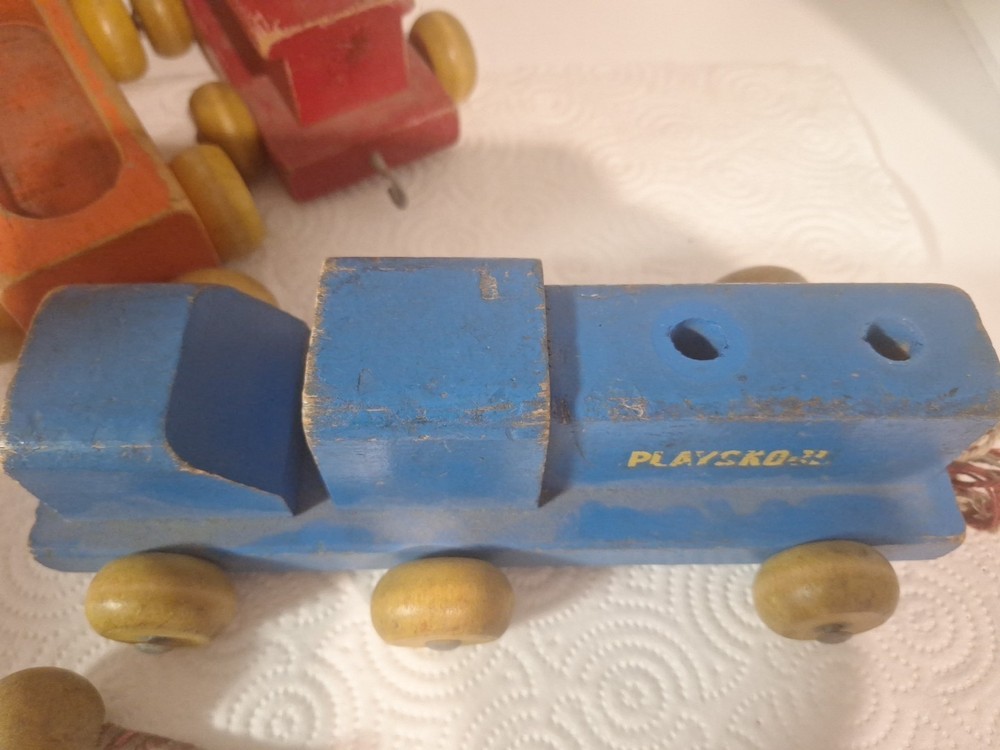Playskool 1950s Wooden Trains, Pull String, Pull Along.