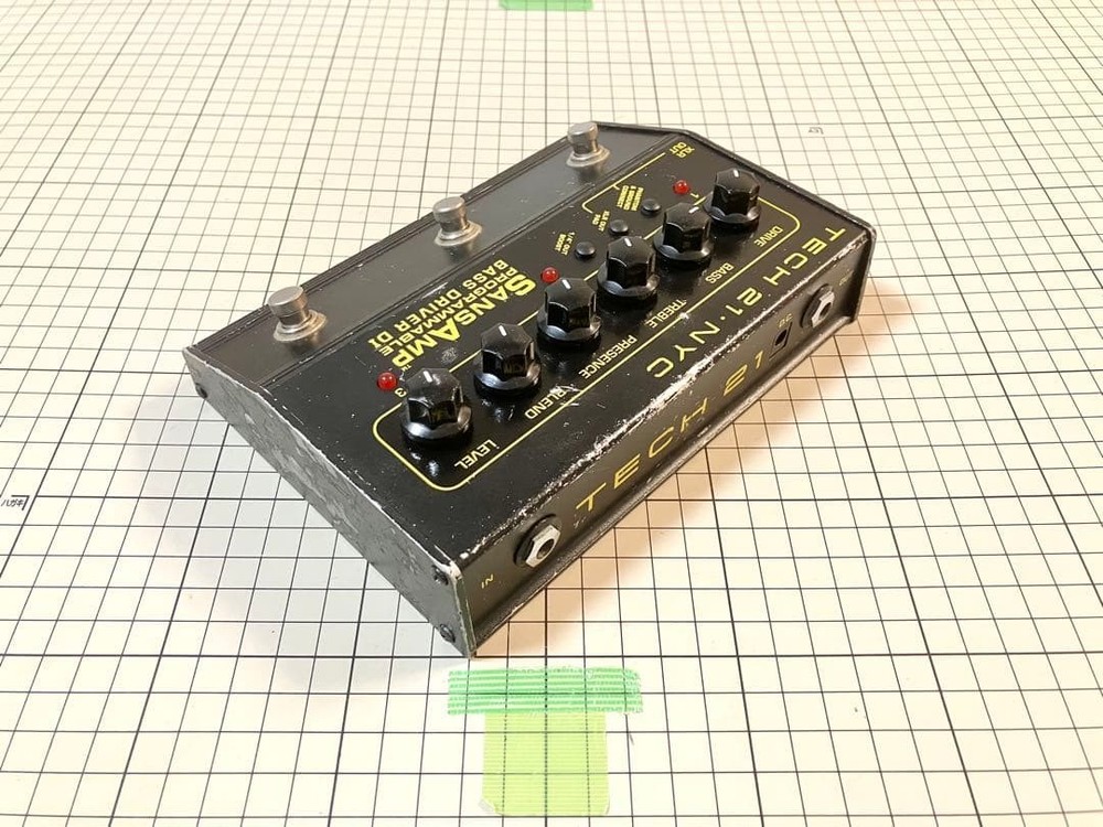 SANSAMP PROGRAMMABLE BASS DRIVER DI 799107