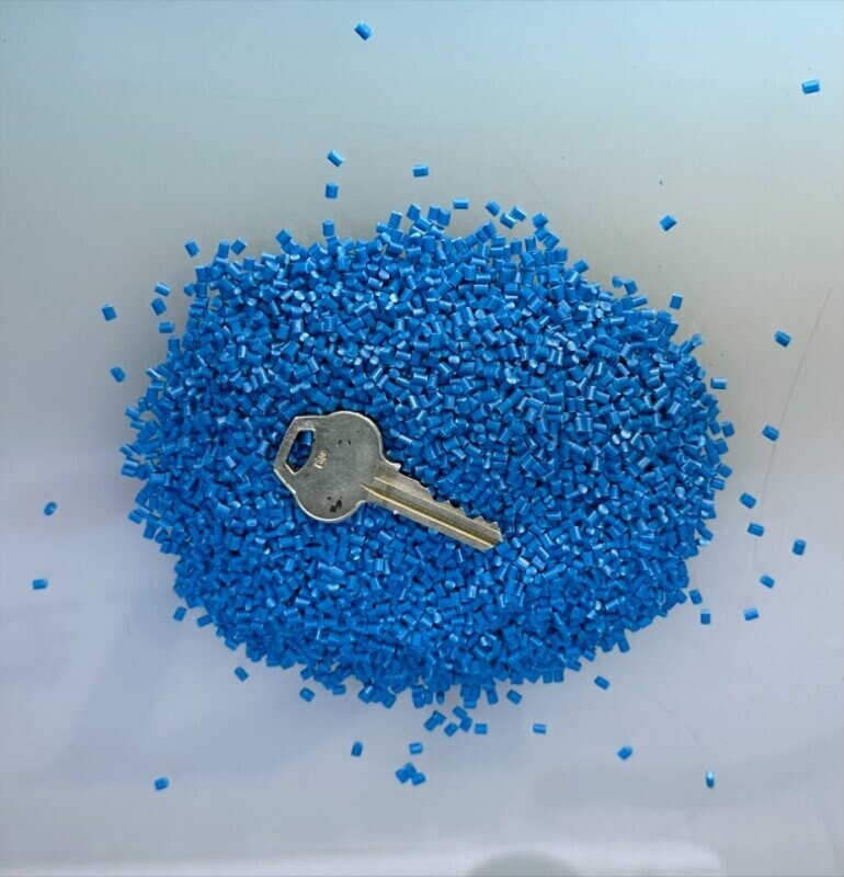 ABS Plastic Pellets - BLUE- 5lbs - Injection Molding Resin