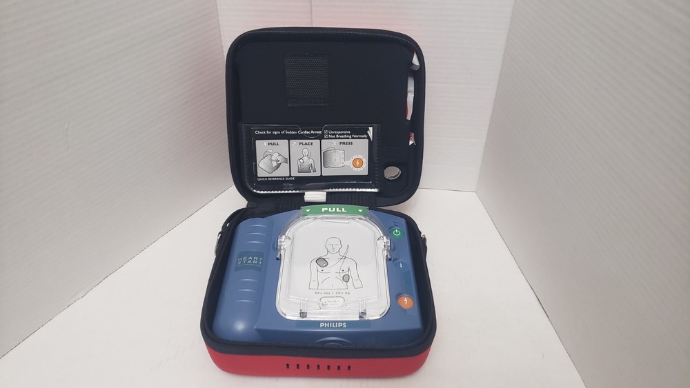 Philips Heart Start HS1 with Case Unit Z